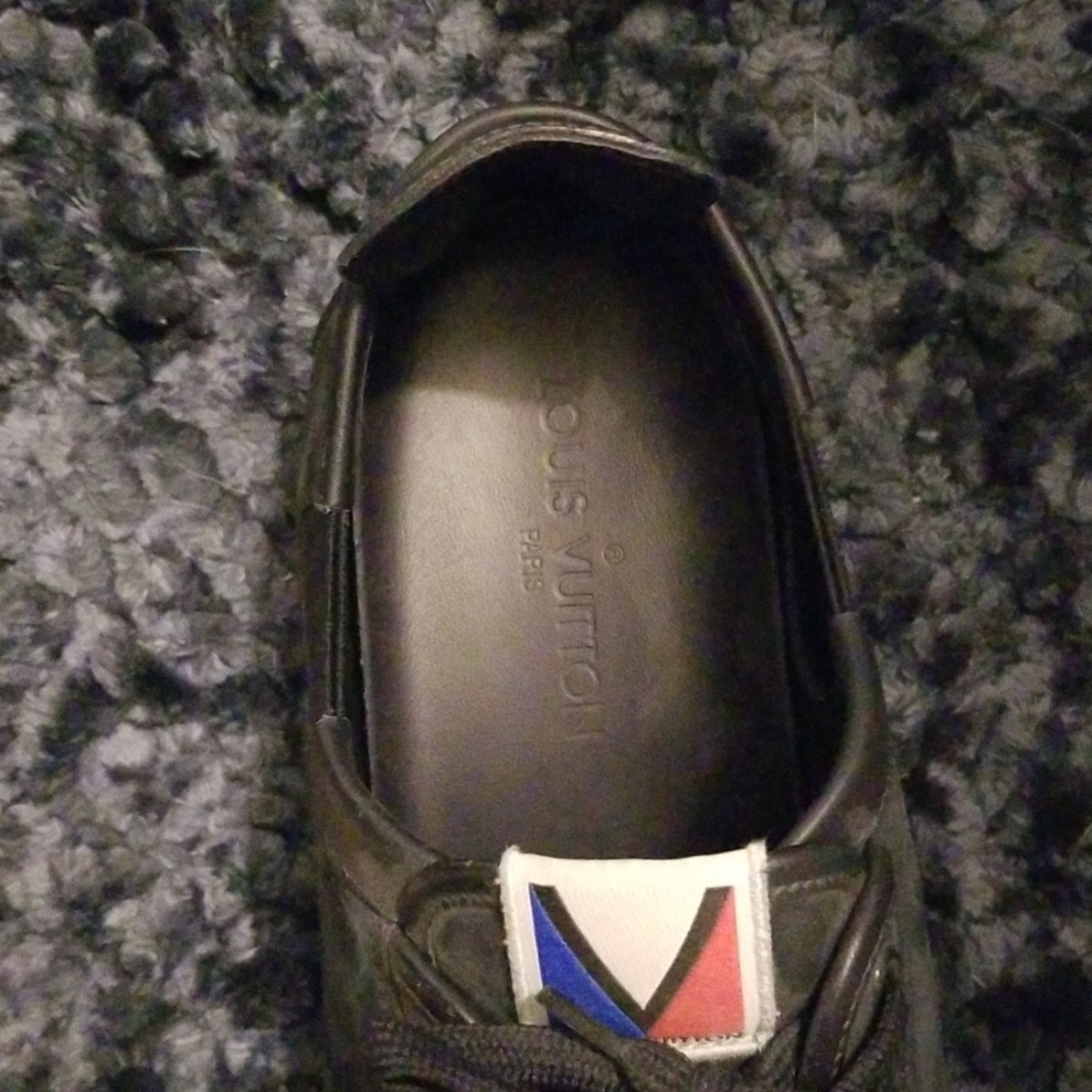 Louis Vuitton blue Swede sneakers - Picture 4 of 4